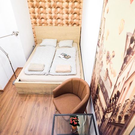 D.Five Stylish Studio At Parliament Budapeste Exterior foto